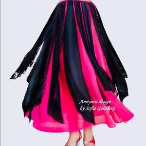 Belly dance chiffon skirt. Dark pink with black petals. Size S. Ameynra design